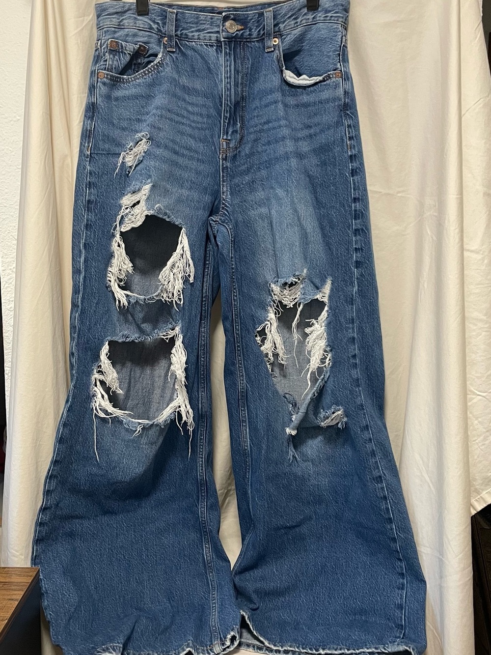 Aeropostale High Rise Super Wide Leg Distressed Women's Jeans - Blue